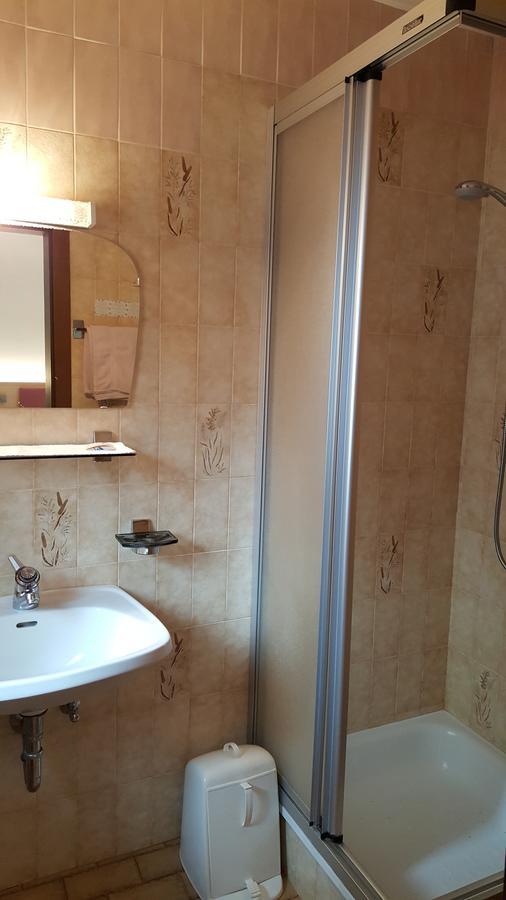 Hotel Pension Moarhof Vallarga Luaran gambar