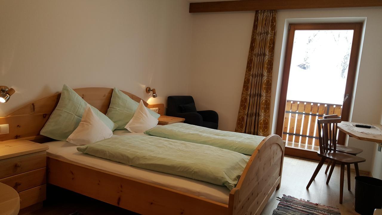 Hotel Pension Moarhof Vallarga Luaran gambar