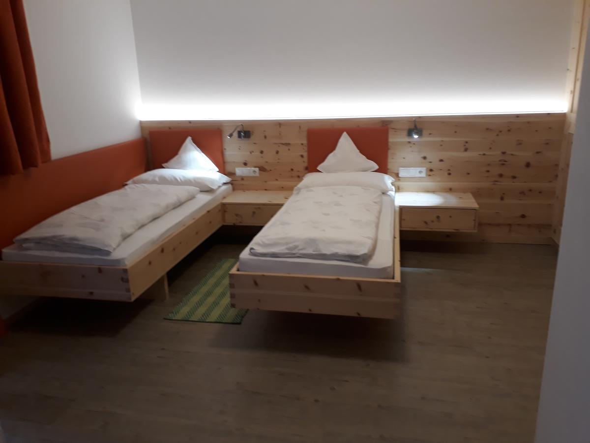 Hotel Pension Moarhof Vallarga Luaran gambar