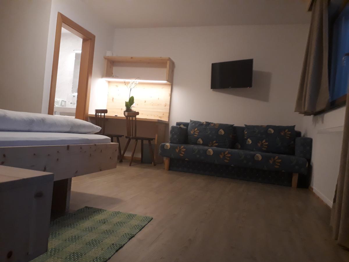 Hotel Pension Moarhof Vallarga Luaran gambar