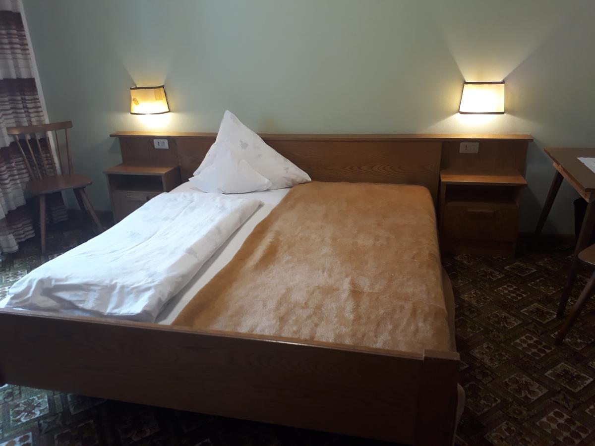 Hotel Pension Moarhof Vallarga Luaran gambar